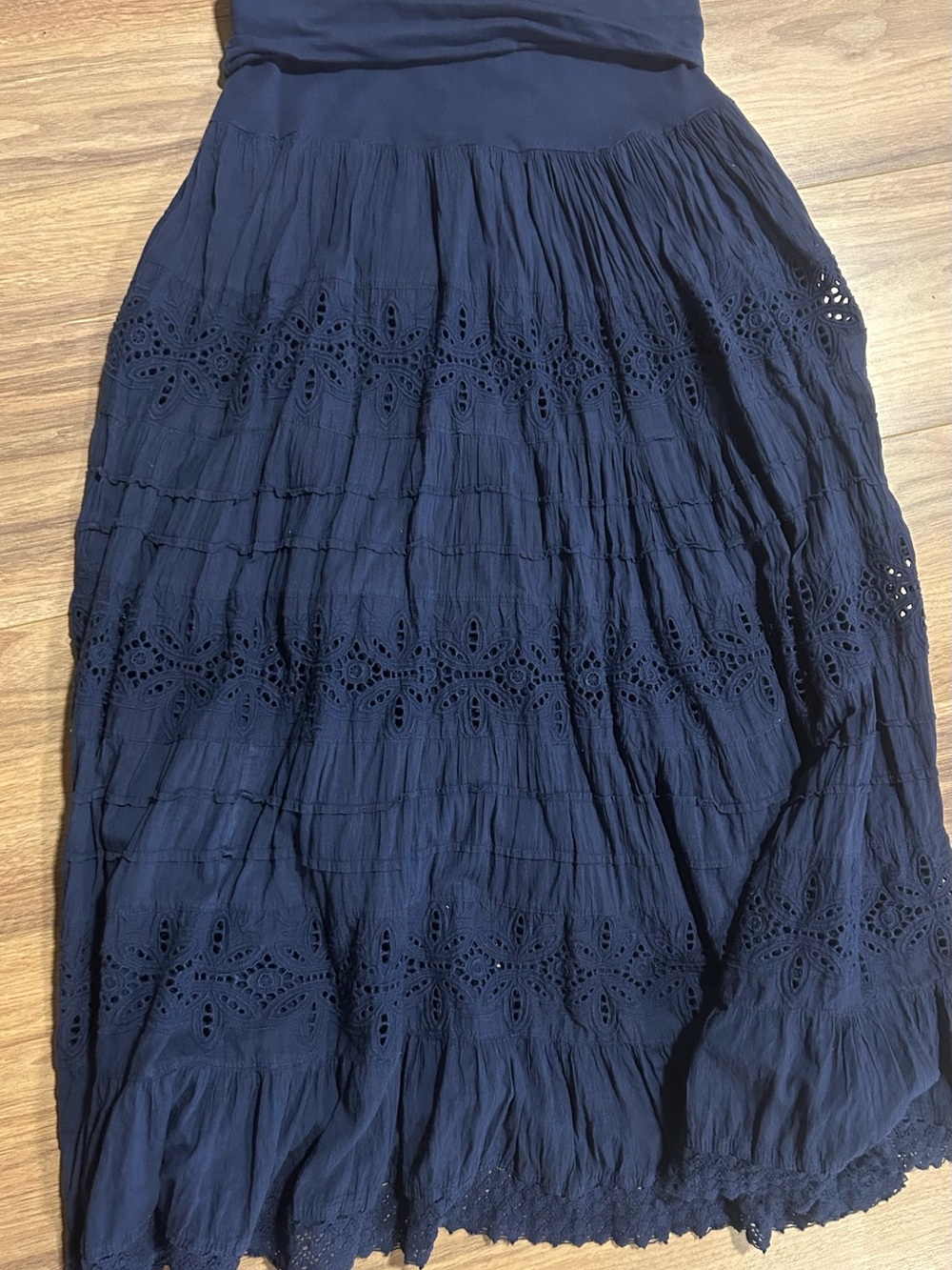Cute Options 100% Cotton Size small Navy Eyelet Maxi Skirt
